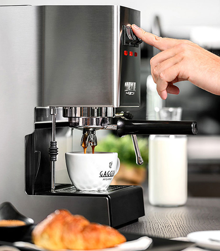Gaggia Classic Pro E24 Damaged Box Gaggia Classic Pro E24 Damaged Box